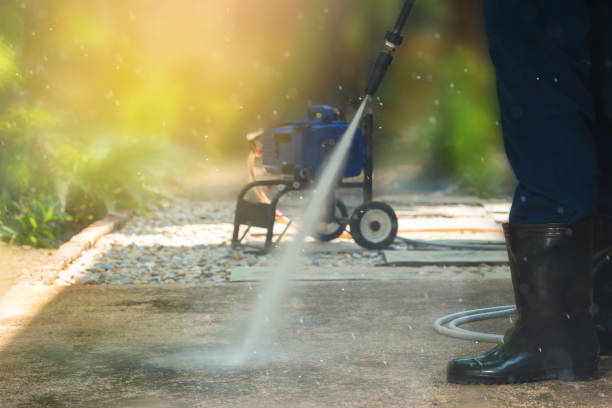 Best Animal Enclosure Cleaning  in Rose Lodge, OR